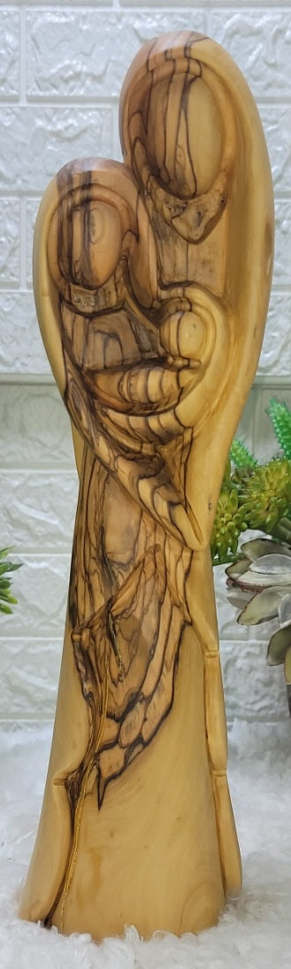 Holy Family mEDIUM Figure olive wood
