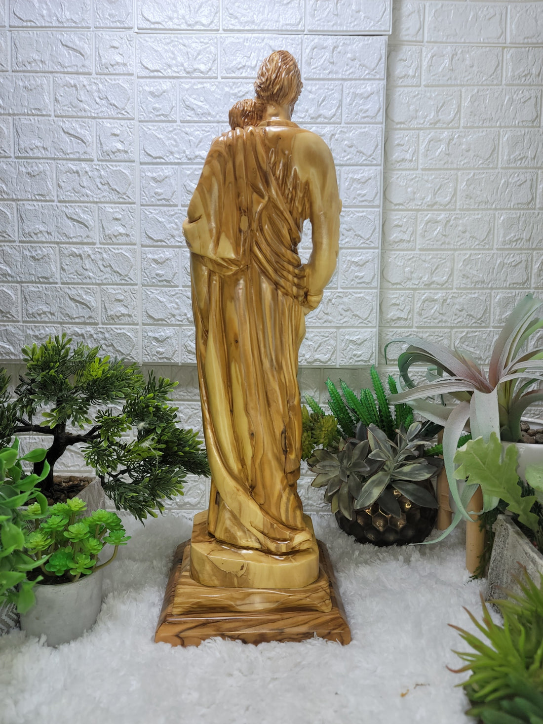 Saint Joseph Holding Baby Jesus Large