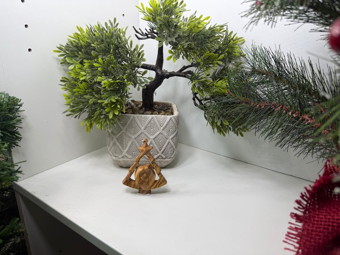 Olive Wood Ornament_ Holy Family in Christmas Tree