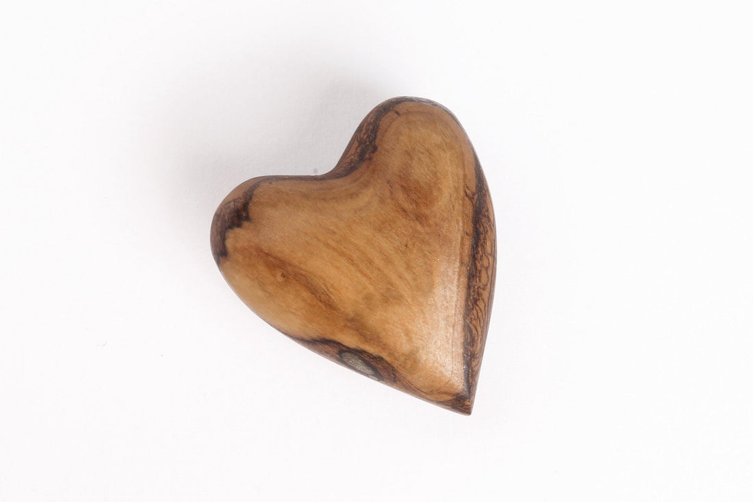 Olive Wood_Solid Heart Shape